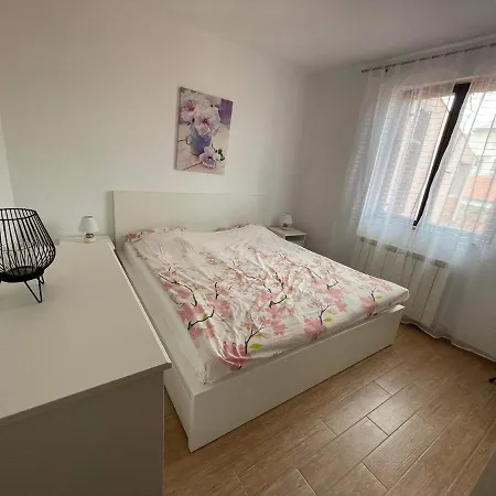 Appartamento Charming In Pola