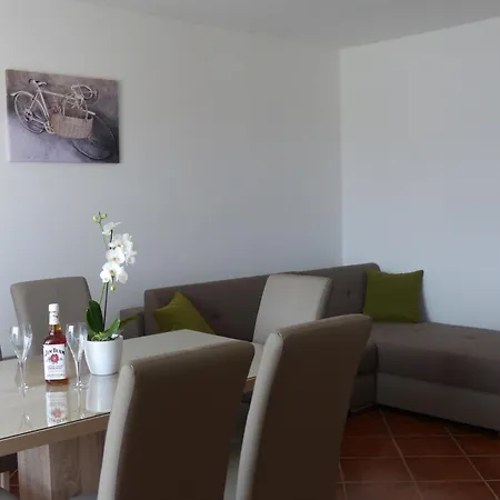 Apartment Charming In