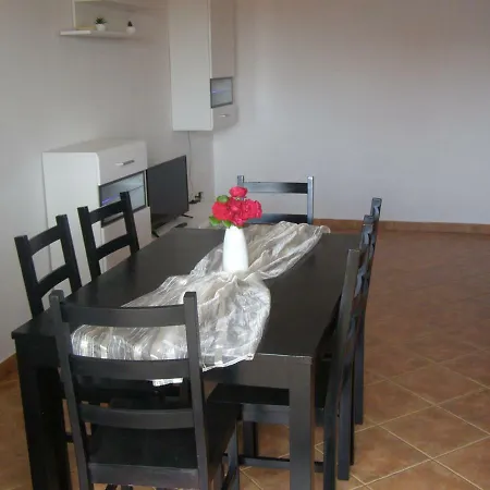 Appartamento Charming In Pola
